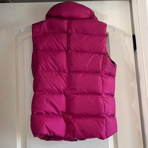 💗 J. Crew Down Puffer Vest 💗 - Picture 2 of 3